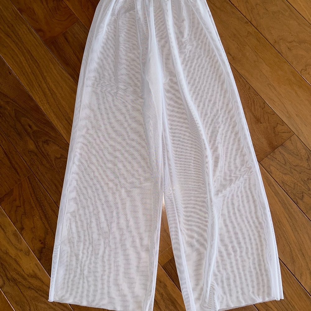 Pool/beach pants. - Picture 2 of 6